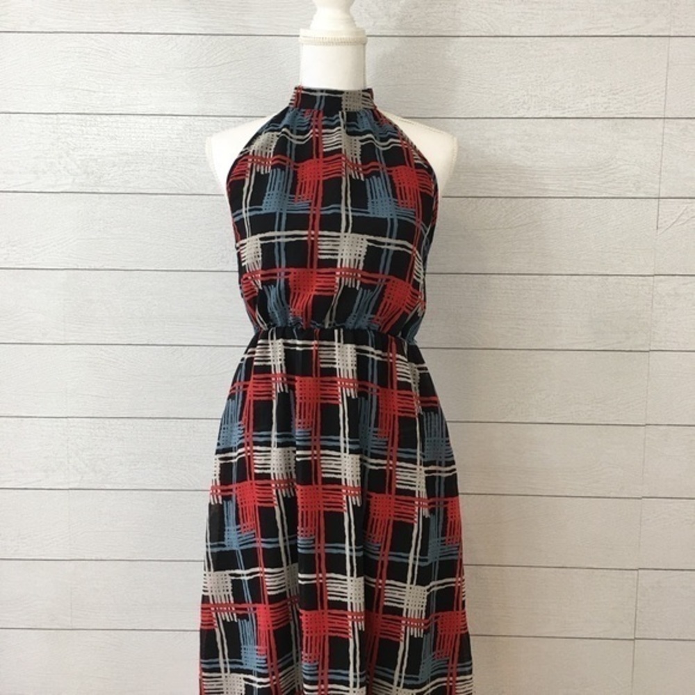 Tulle Cut Away Shoulder Dress